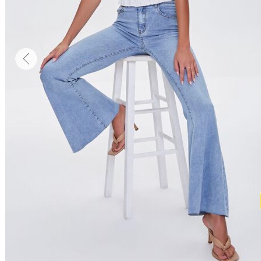 FOREVER 21 High Rise Flare Jeans NWT